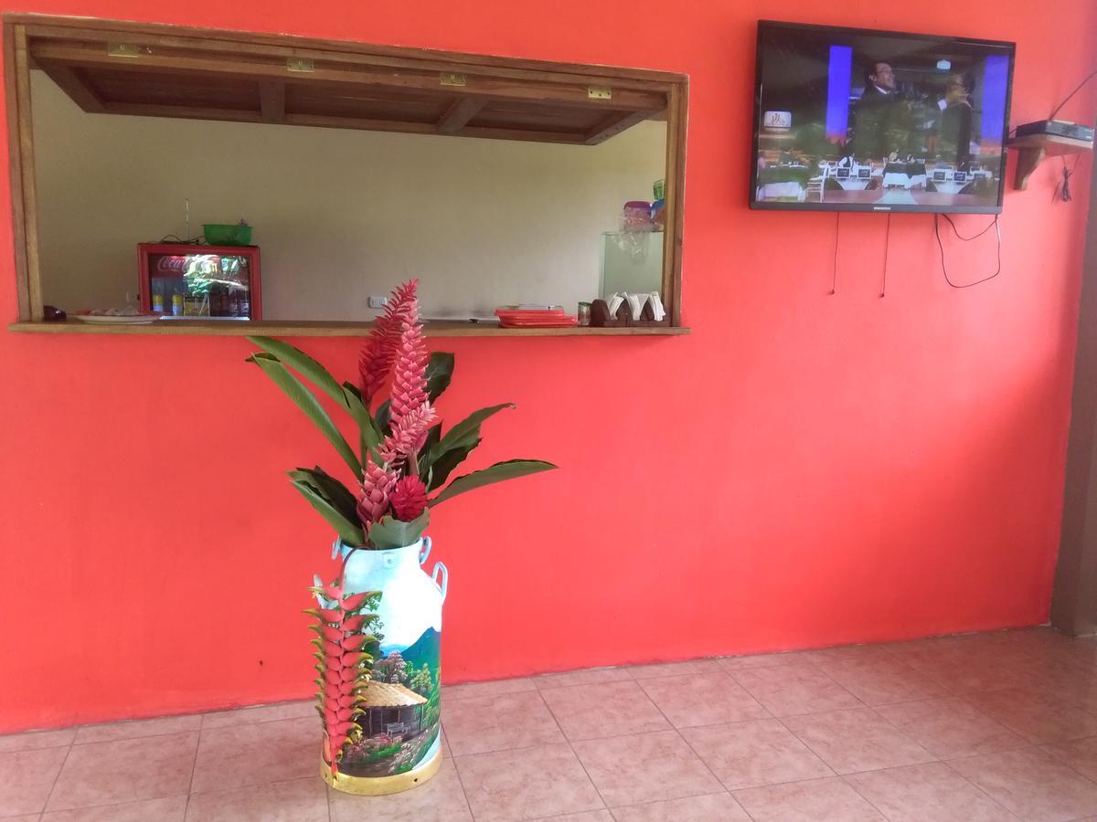 Paraiso Volcano Lodge Guayabo  Extérieur photo